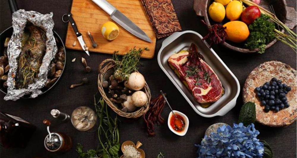 中韩主帅PK:攻守平衡间见差异 施帅一点赢里皮【熊猫体育】(图2) 熊猫体育公司