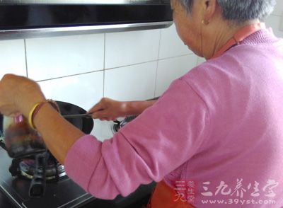 中韩主帅PK:攻守平衡间见差异 施帅一点赢里皮【熊猫体育】(图4) 熊猫体育首页