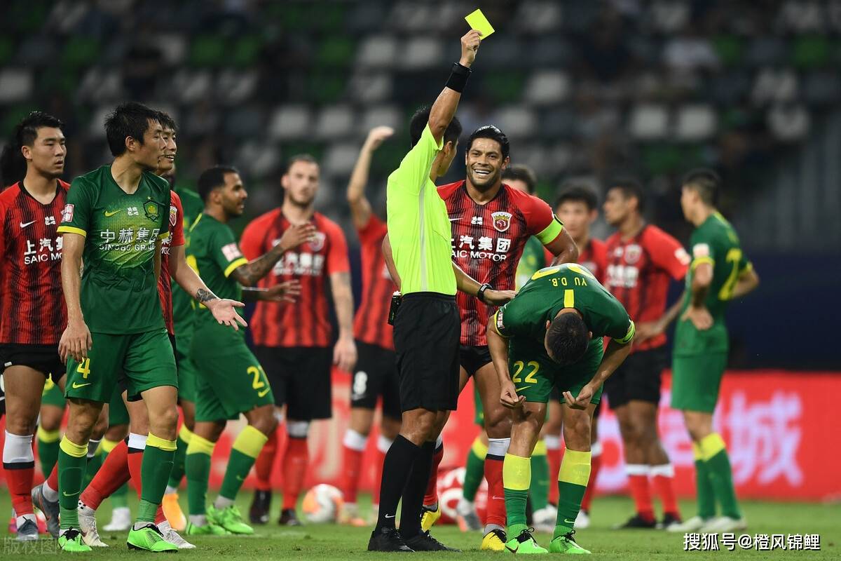 “熊猫体育公司”
中超第6轮净角逐时间出炉！天王山之战垫底 黄海与泰达榜首！(图3)