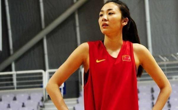 女篮玉人赵爽现状 因伤病无缘亚运会 自拍超悦目|熊猫体育(图1)
女篮玉人赵爽现状 因伤病无缘亚运会 自拍超悦目|熊猫体育(图1)