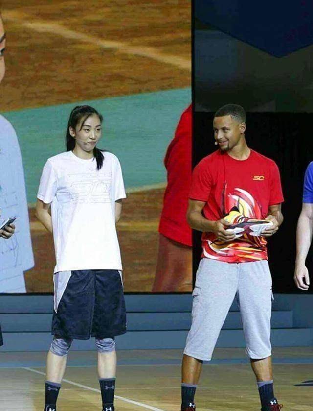 女篮玉人赵爽现状 因伤病无缘亚运会 自拍超悦目|熊猫体育(图4)
女篮玉人赵爽现状 因伤病无缘亚运会 自拍超悦目|熊猫体育(图4)