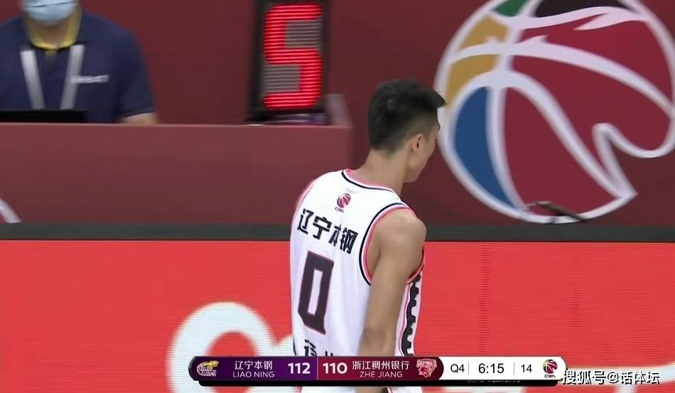 【熊猫体育公司】
球迷为吴前打行侠仗义 但想成为中国男篮的未来 请收起那些矫情！(图8)